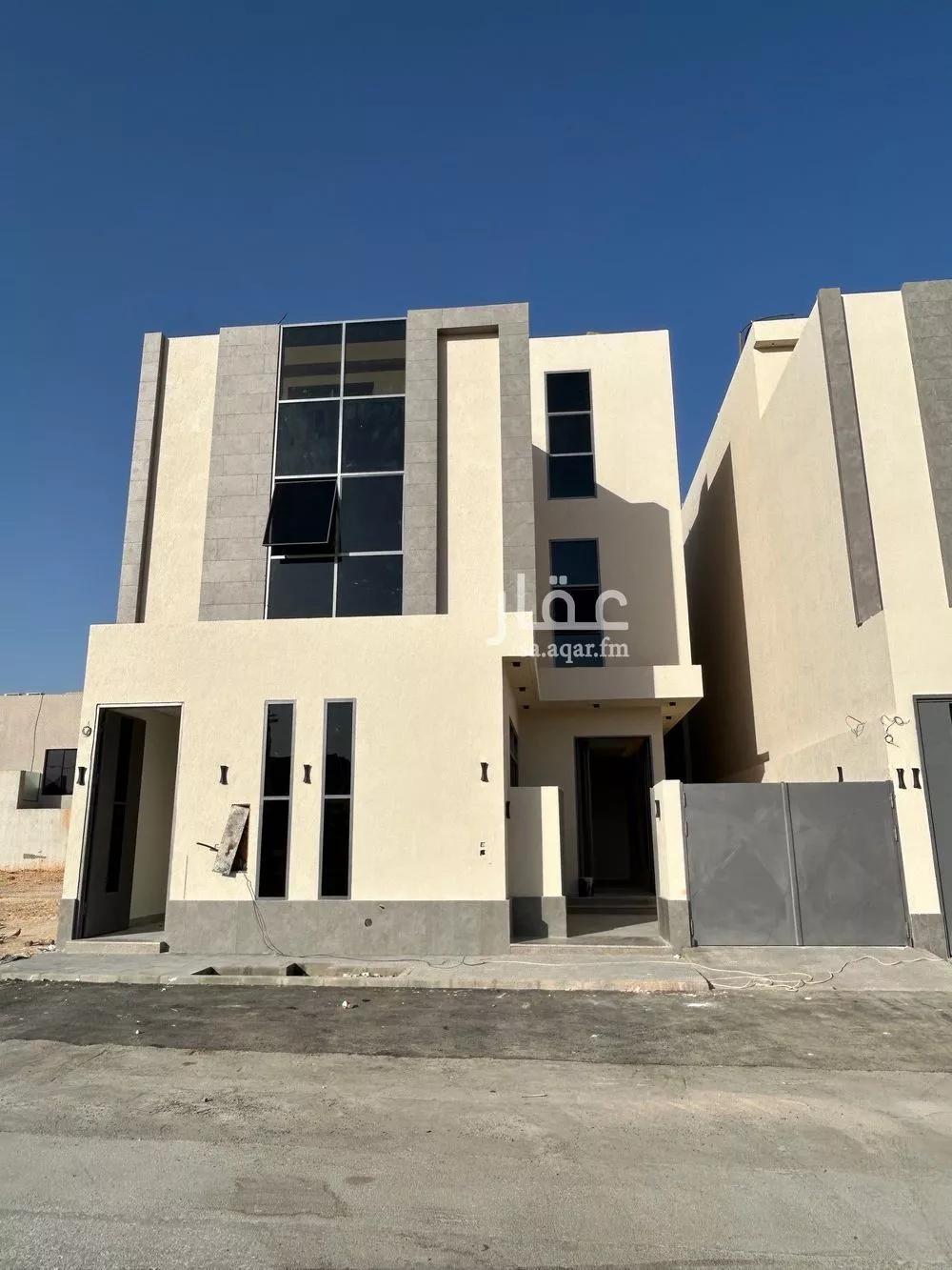 6 bedroom villa in Al Mahdiyyah 1