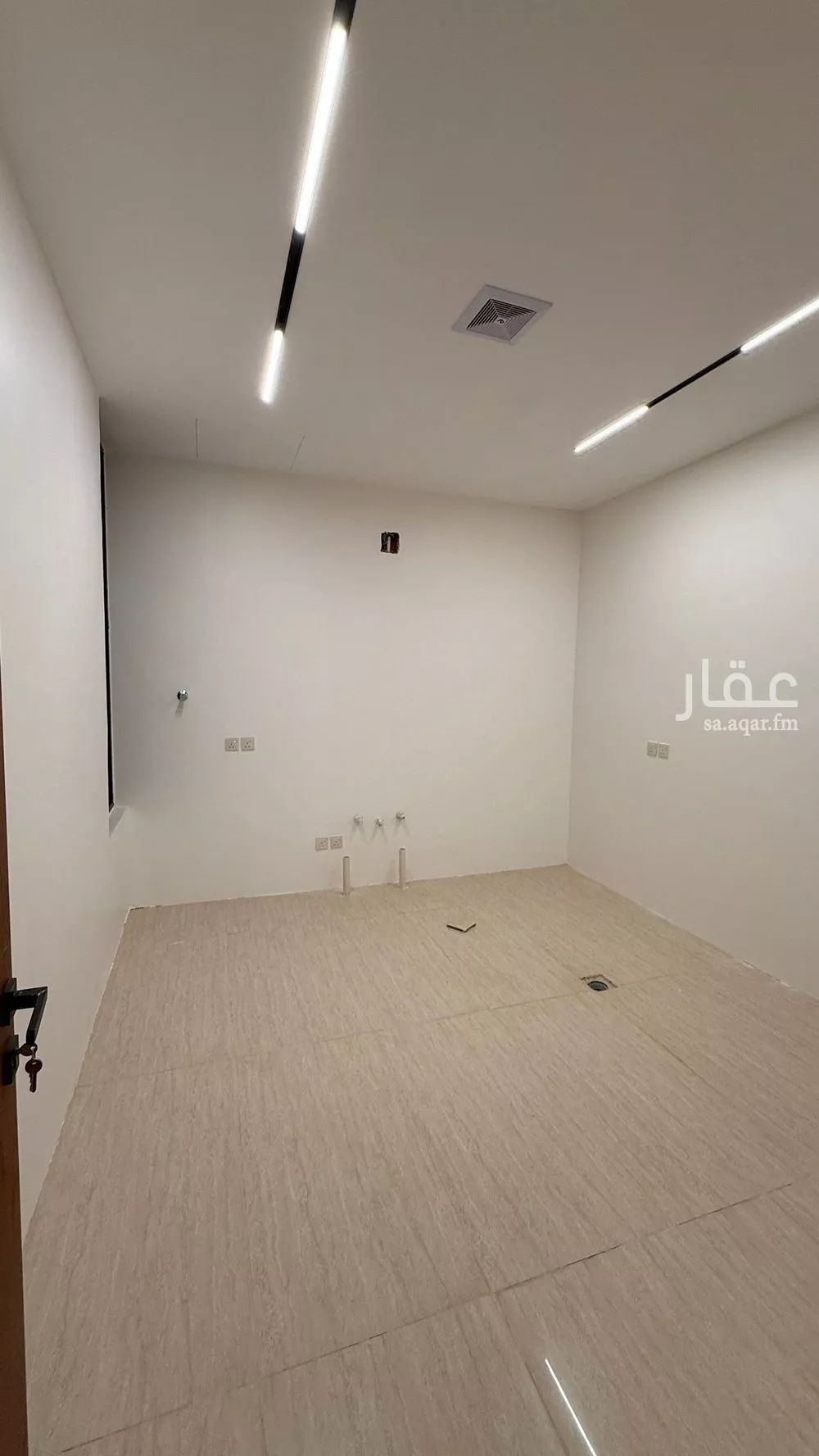 فيلا 6 غرف في المهدية 5