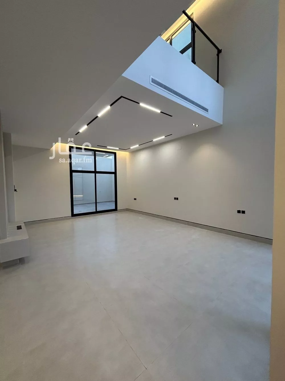 فيلا 6 غرف في المهدية 5