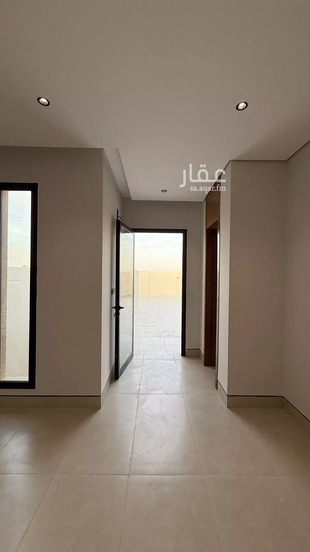 فيلا 6 غرف في المهدية 5