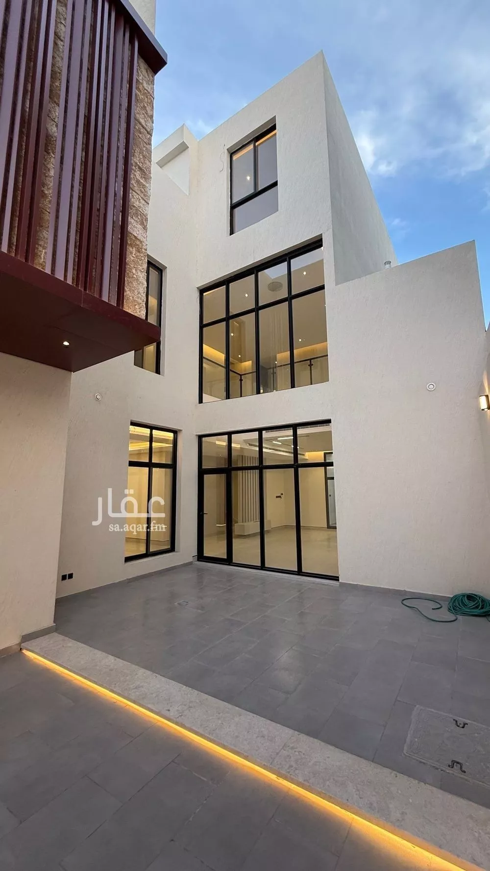 5 bedroom villa in Al Mahdiyyah 4