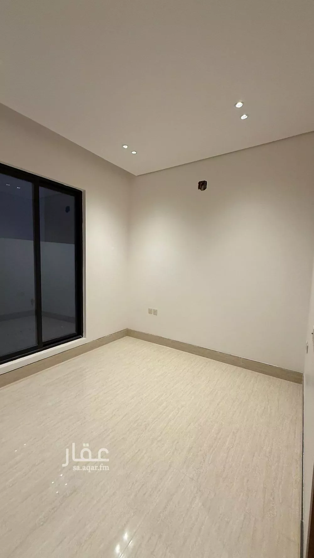 فيلا 6 غرف في المهدية 4