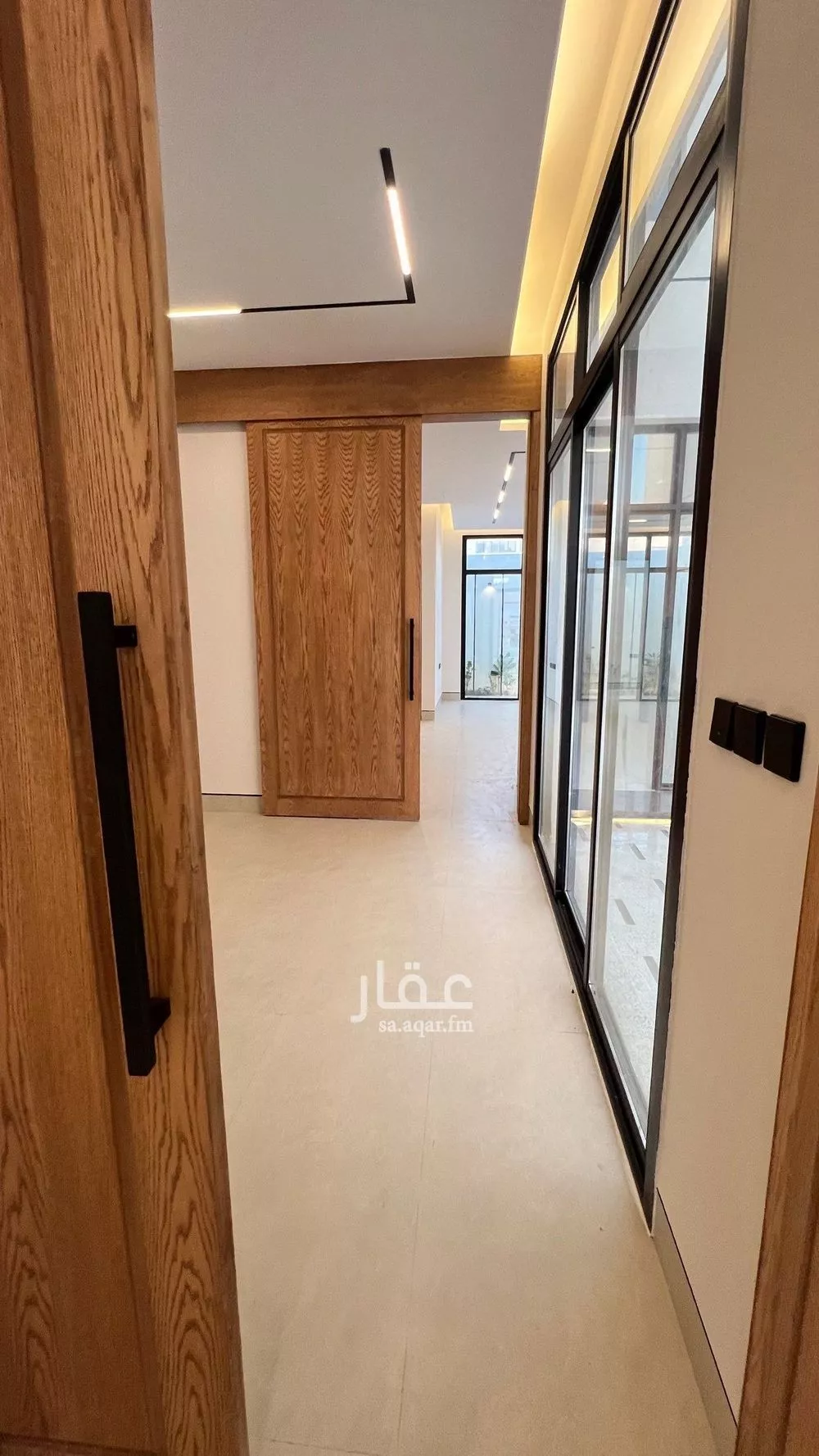 فيلا 7 غرف في المهدية 5