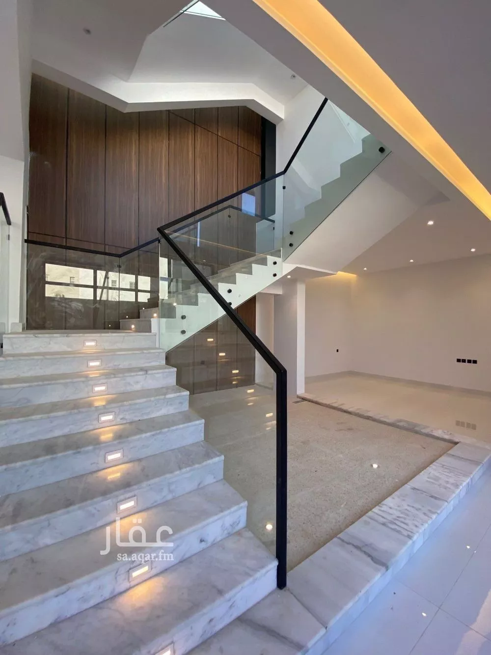 فيلا 6 غرف في المهدية 5