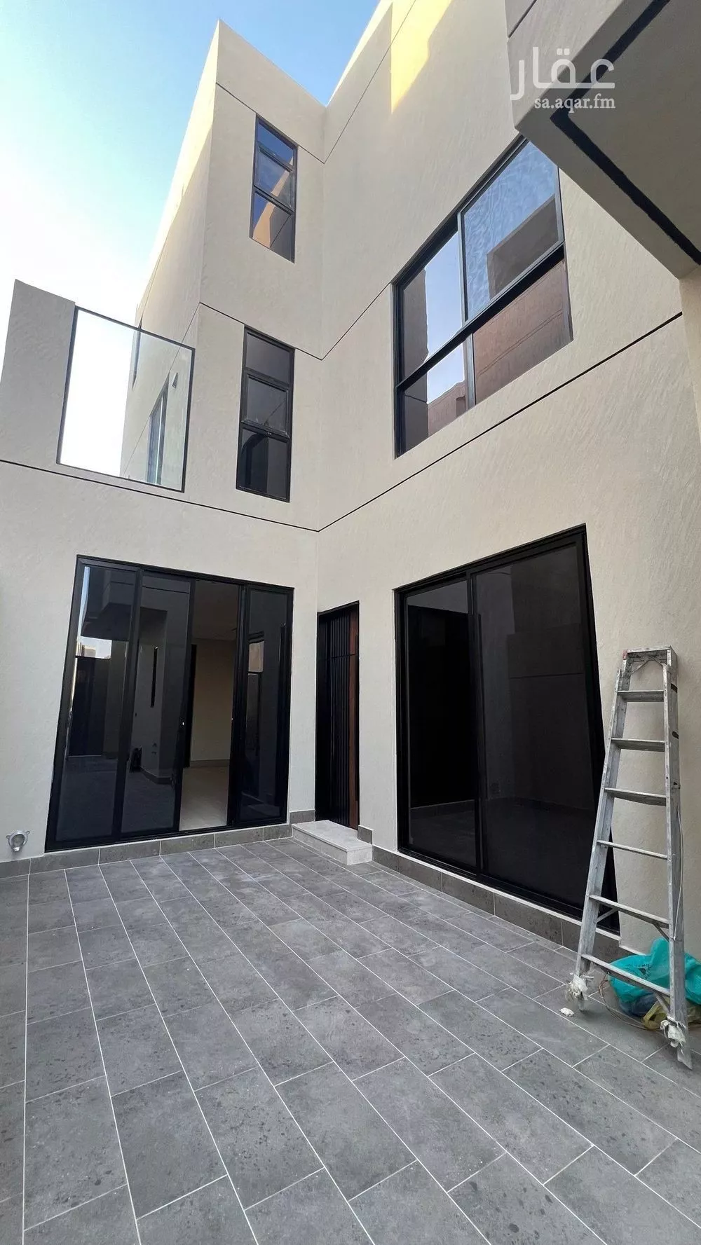 5 bedroom villa in Al Mahdiyyah 3