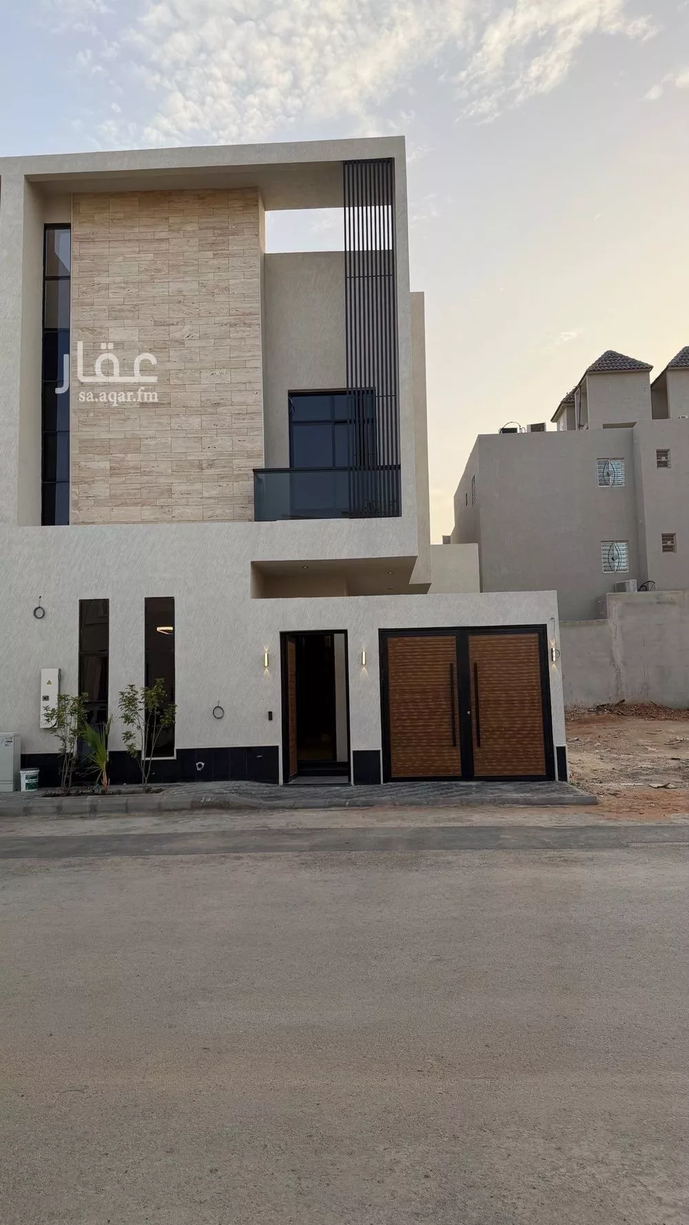 5 bedroom villa in Al Mahdiyyah 2