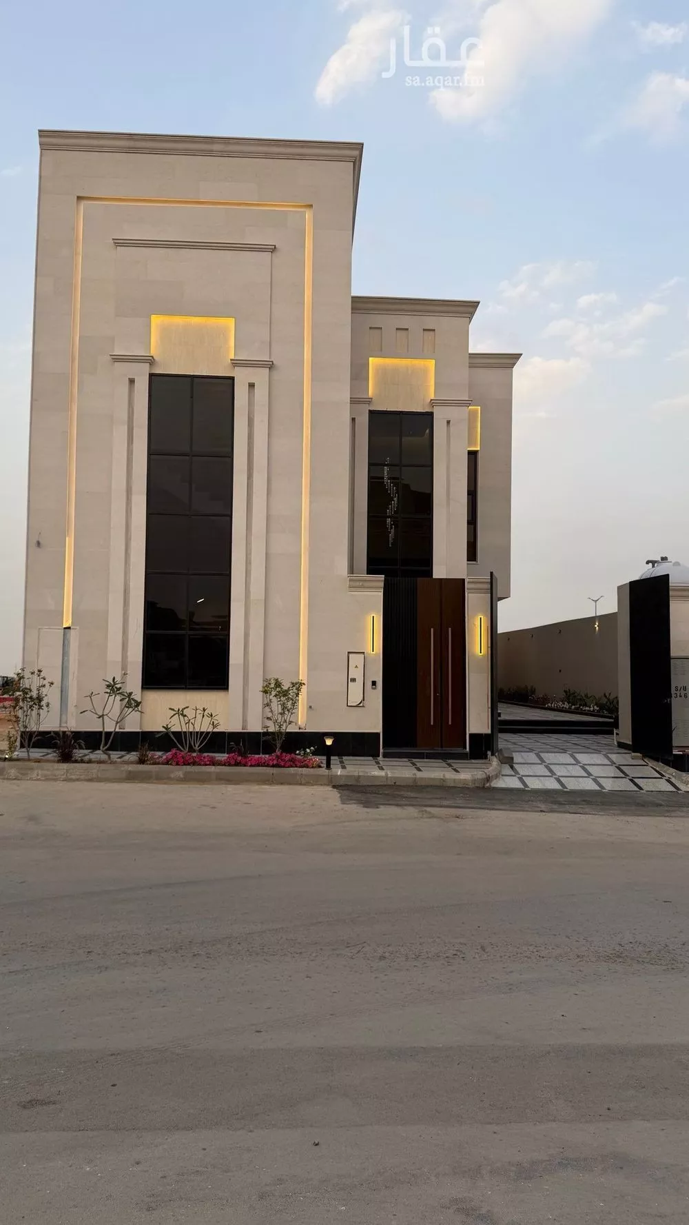 6 bedroom villa in Al Mahdiyyah 1