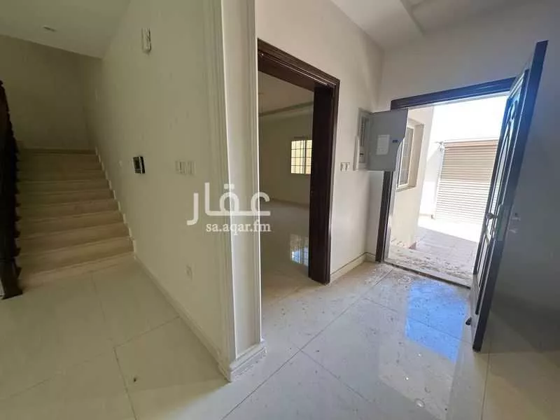 فيلا 4 غرف في الصوارى 5