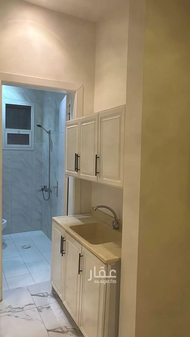 شقة 1 غرف في العارض 3