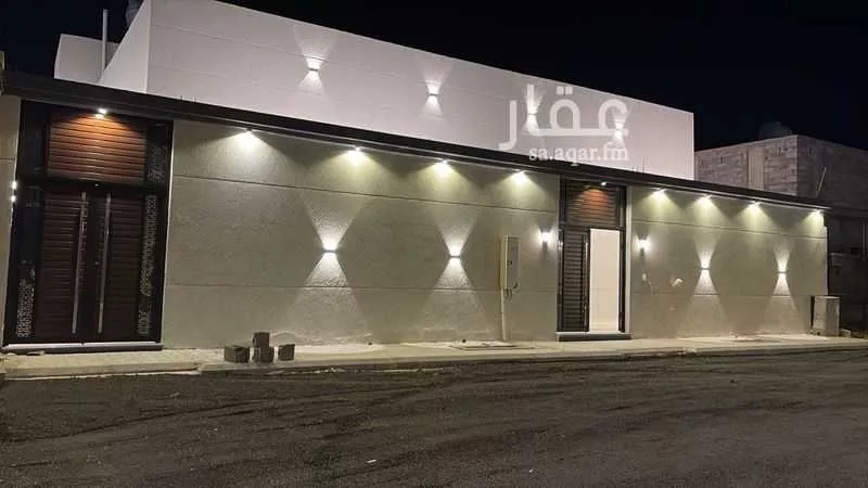 6 bedroom floor in King Fahd 3