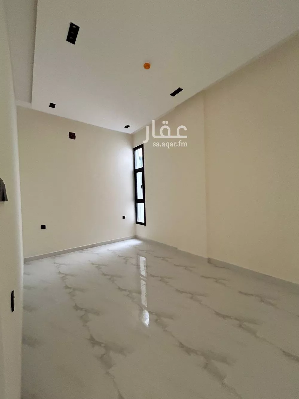 4 bedroom apartment in Al Zahrah 5