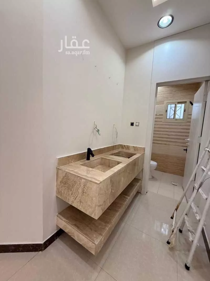 5 bedroom apartment in Dhahrat Laban, Riyadh 5