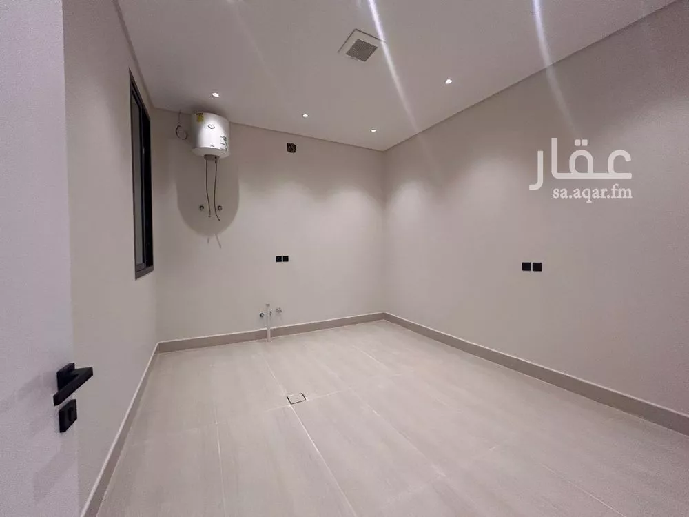 فيلا 8 غرف في طويق 5