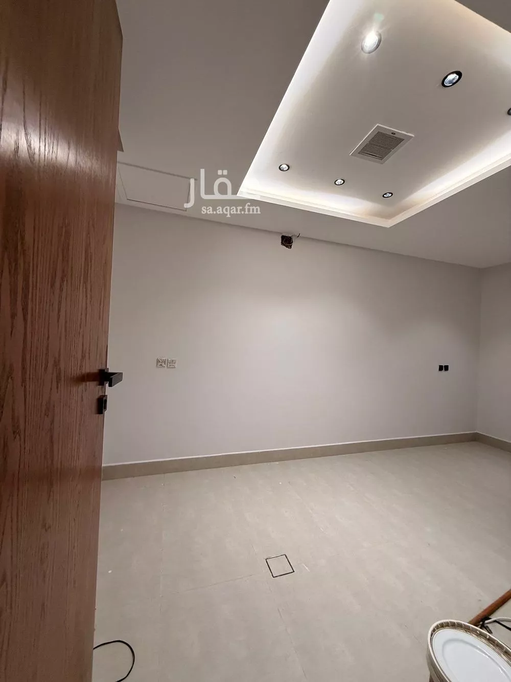 4 bedroom apartment in Dhahrat Namar, Riyadh 6