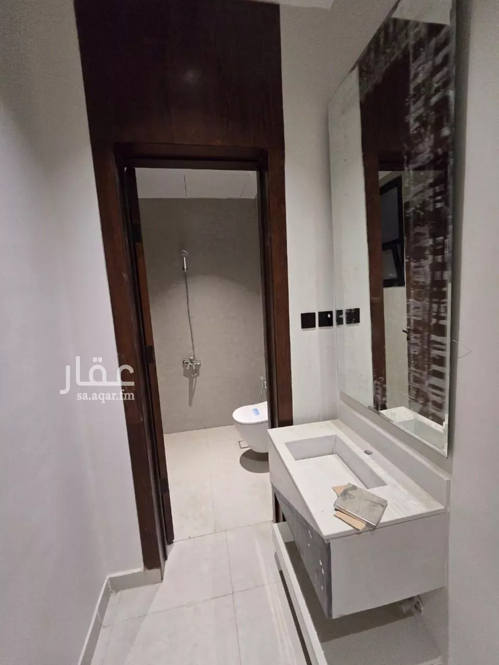 دور 8 غرف في ديراب 3