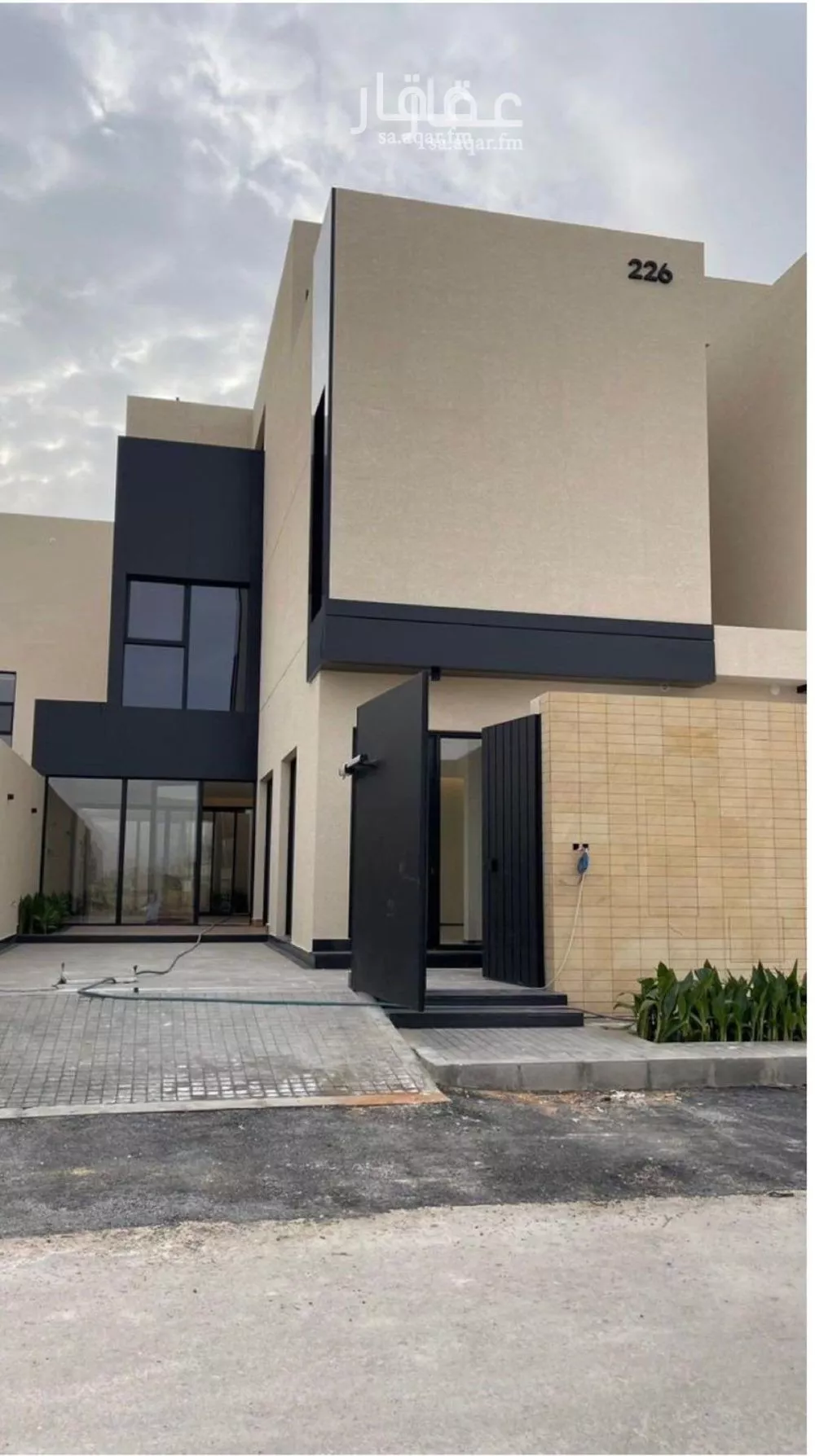 فيلا 5 غرف في العارض 3