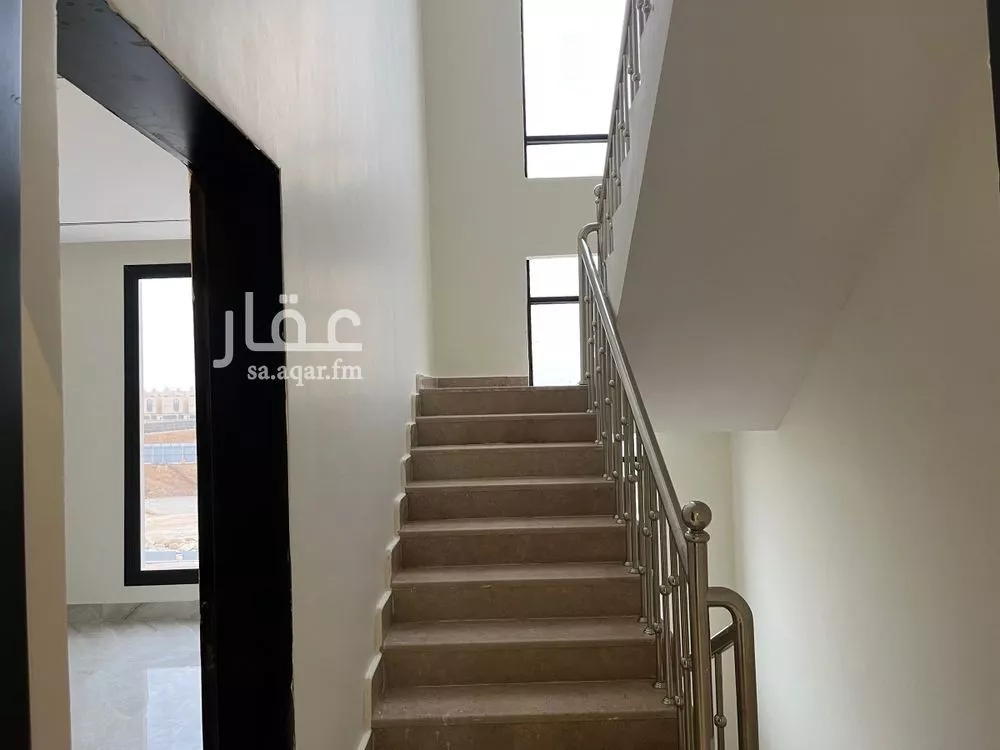 6 bedroom villa in Dhahrat Namar 2