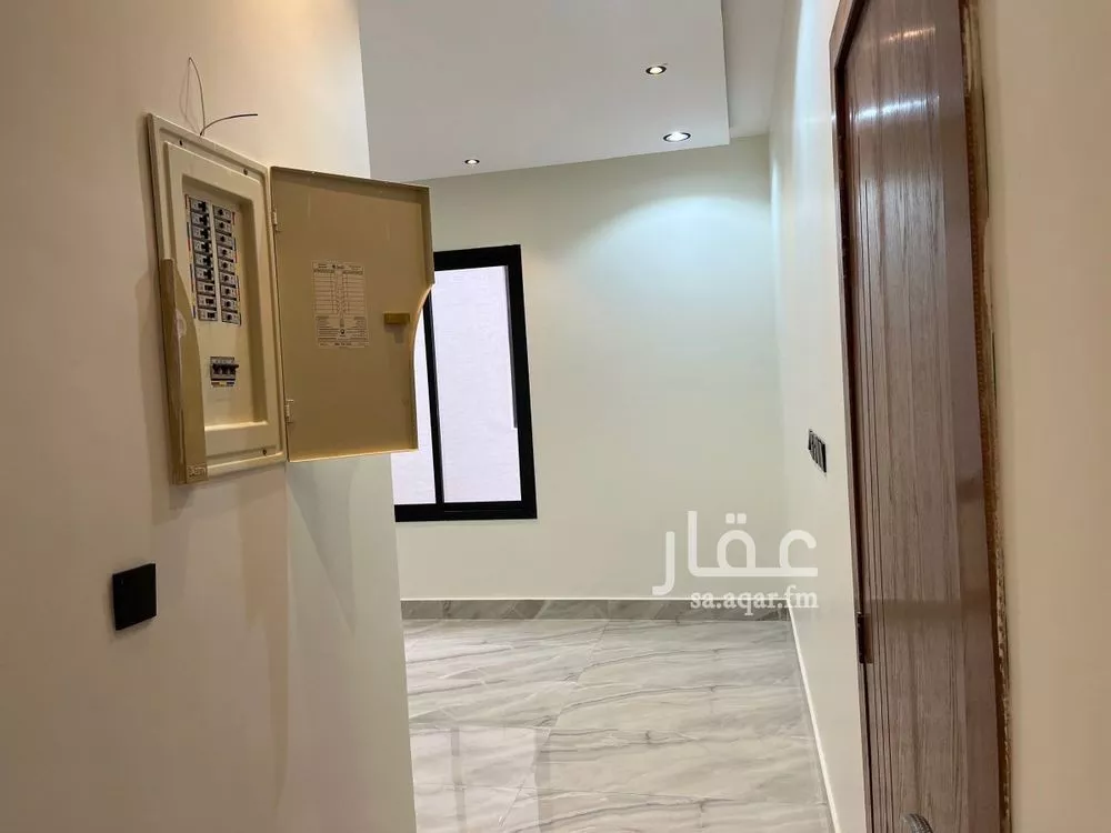 6 bedroom villa in Dhahrat Namar 5