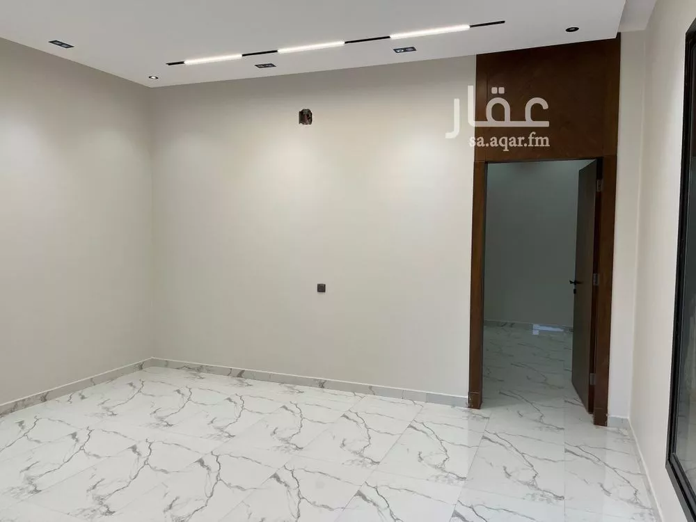 6 bedroom villa in Dhahrat Namar 3