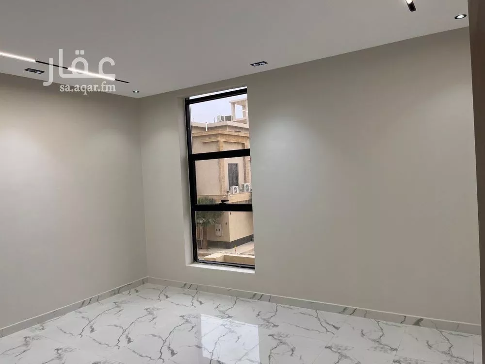 6 bedroom villa in Dhahrat Namar 5