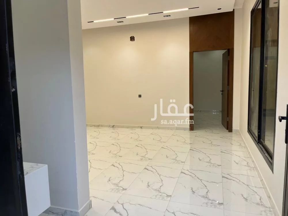 6 bedroom villa in Dhahrat Namar 4