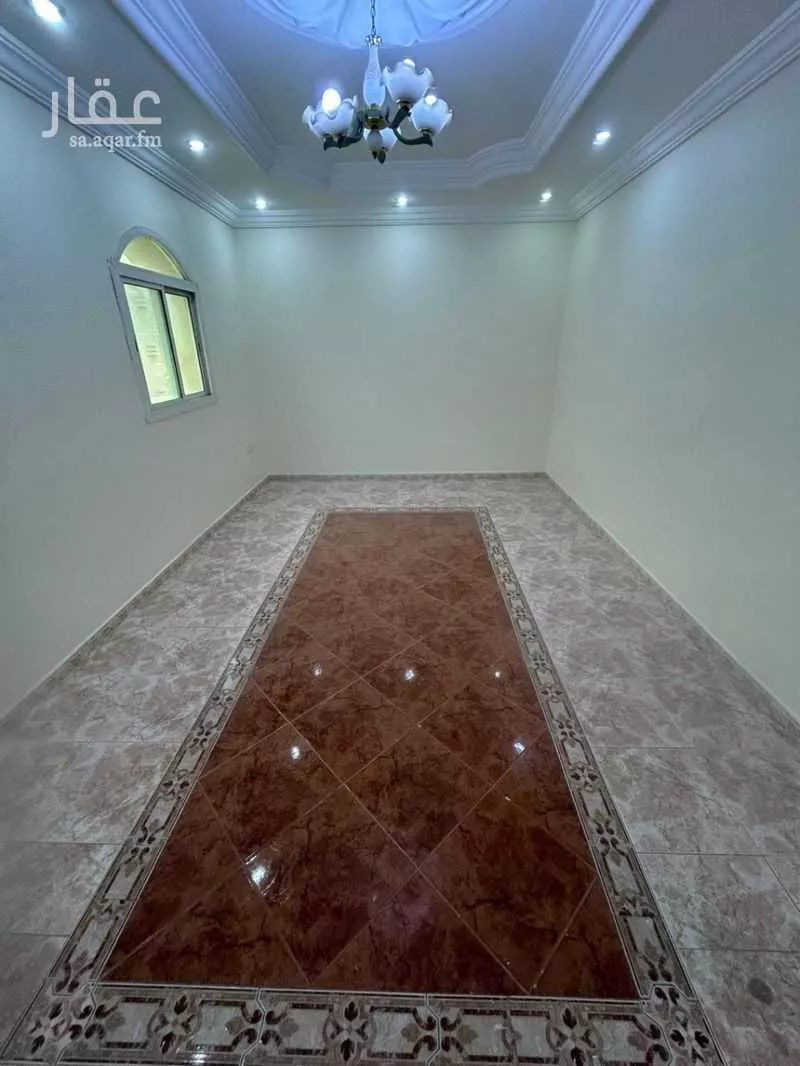 شقة 3 غرف في العزيزية 5