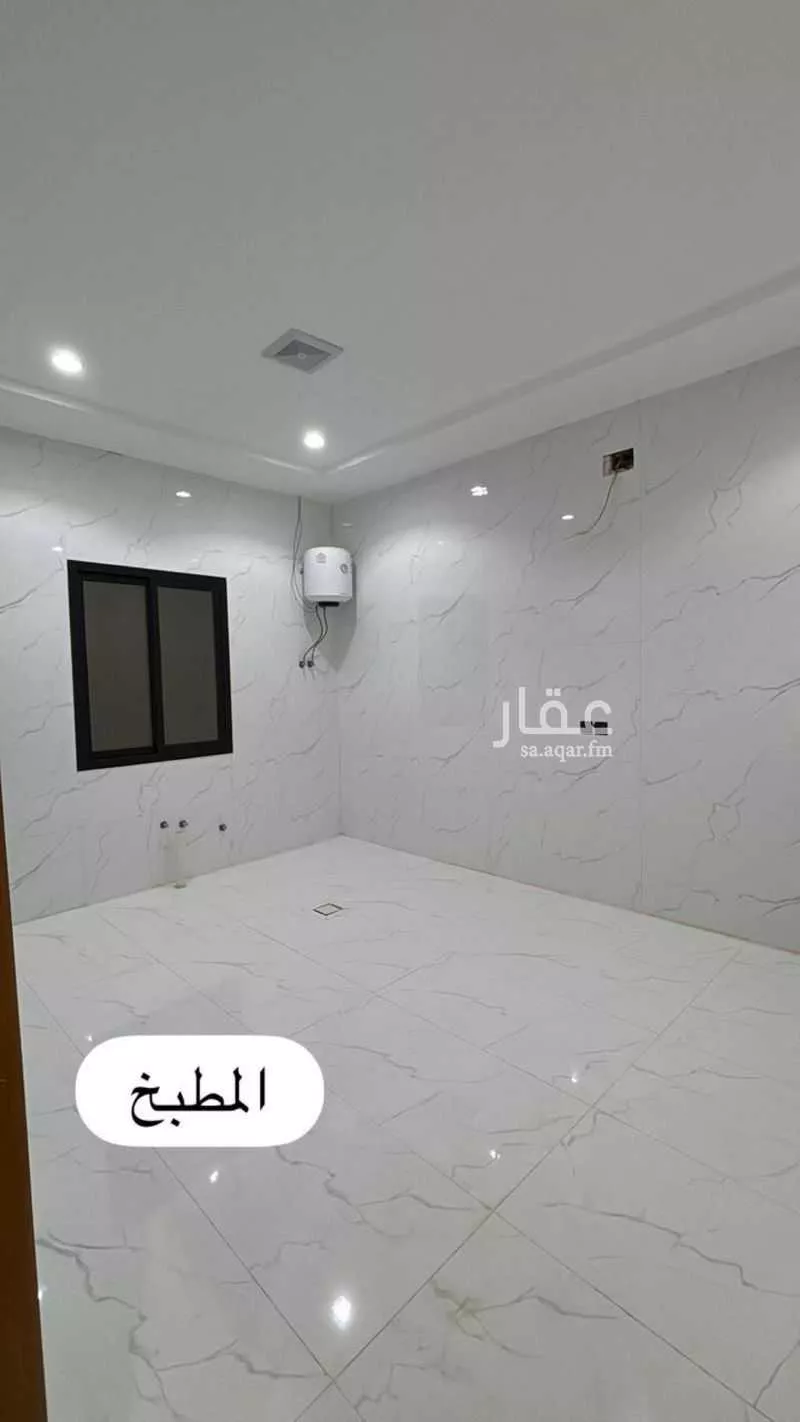 4 bedroom villa in An Nadhim, Riyadh 5