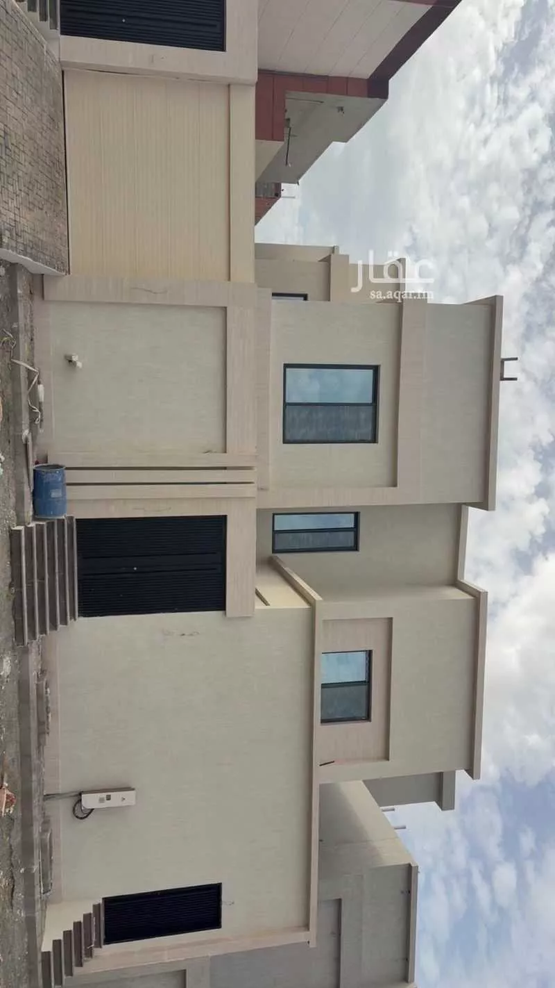 فيلا 6 غرف في الصفوة 3