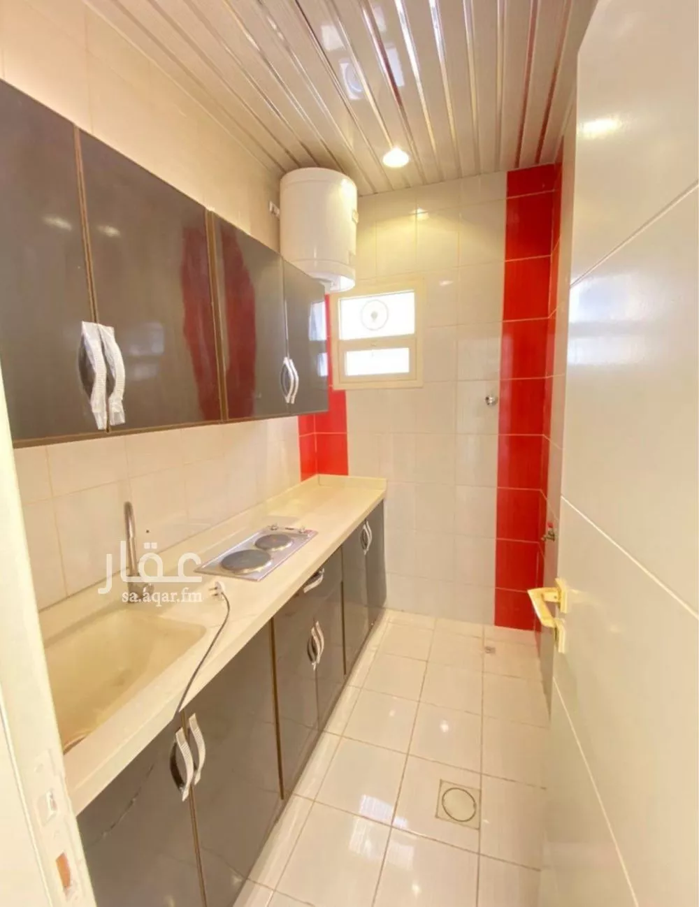 شقة 1 غرف في الملقا 4