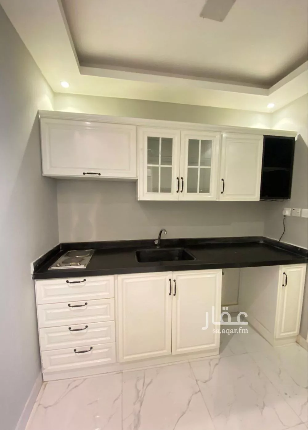 شقة 1 غرف في الملقا 2