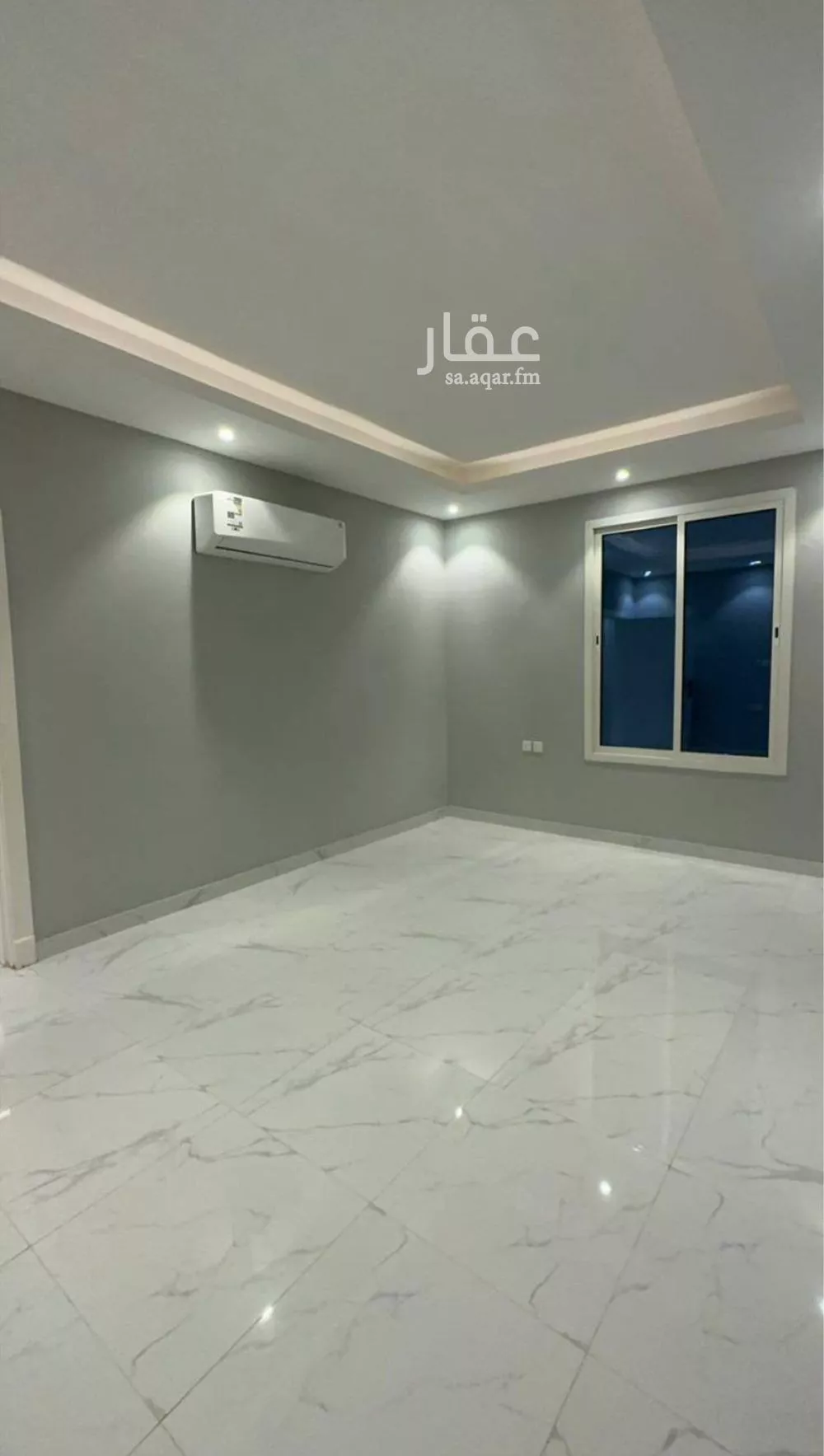 شقة 1 غرف في الملقا 4