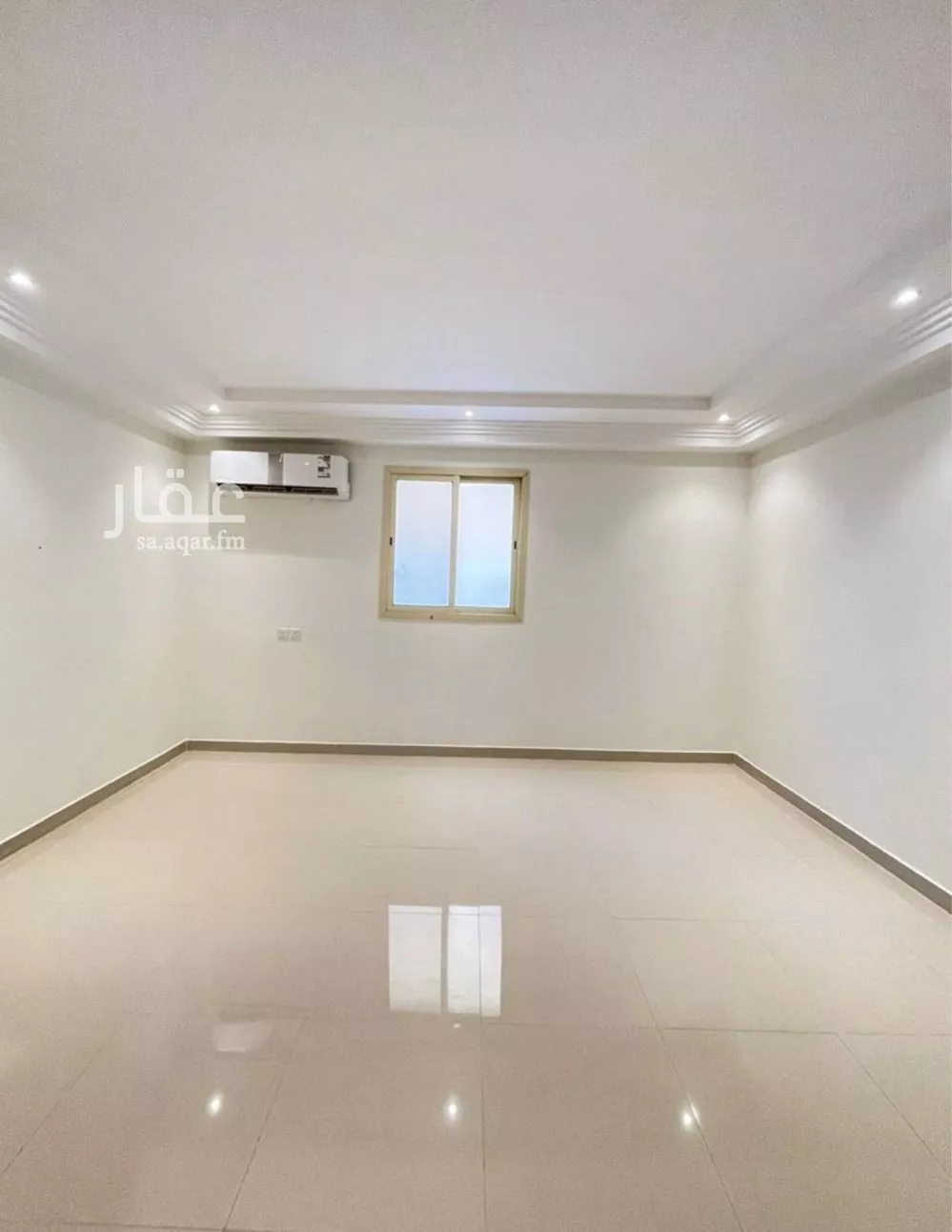 شقة 1 غرف في الملقا 3