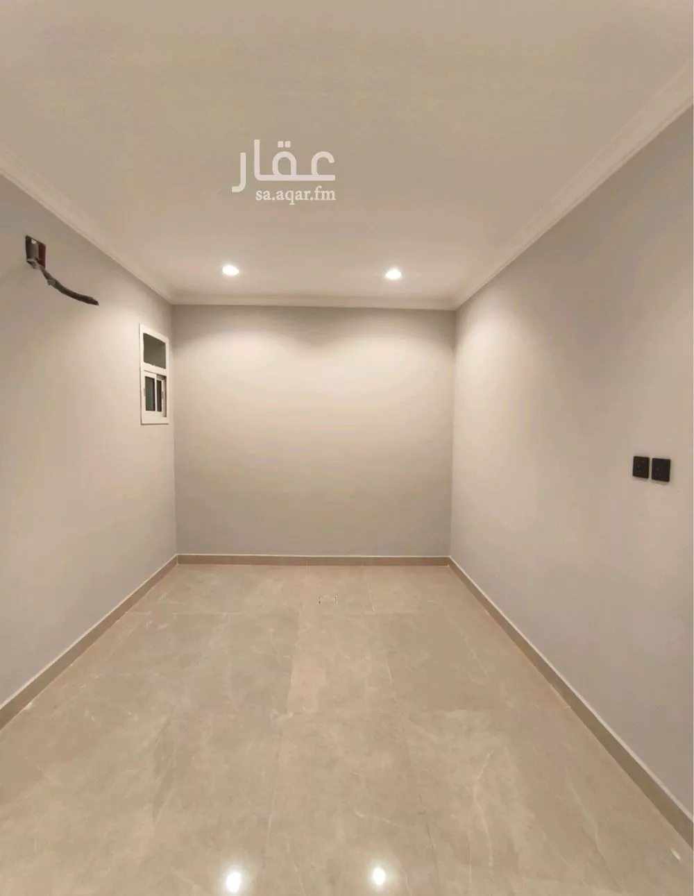 شقة 1 غرف في العقيق 5