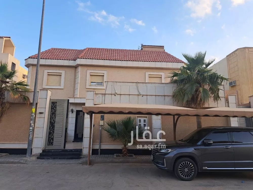 فيلا 6 غرف في اشبيلية