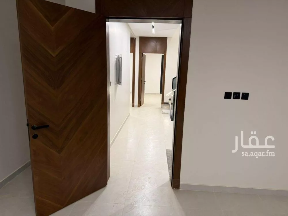 4 bedroom villa in Dhahrat Namar, Riyadh 4