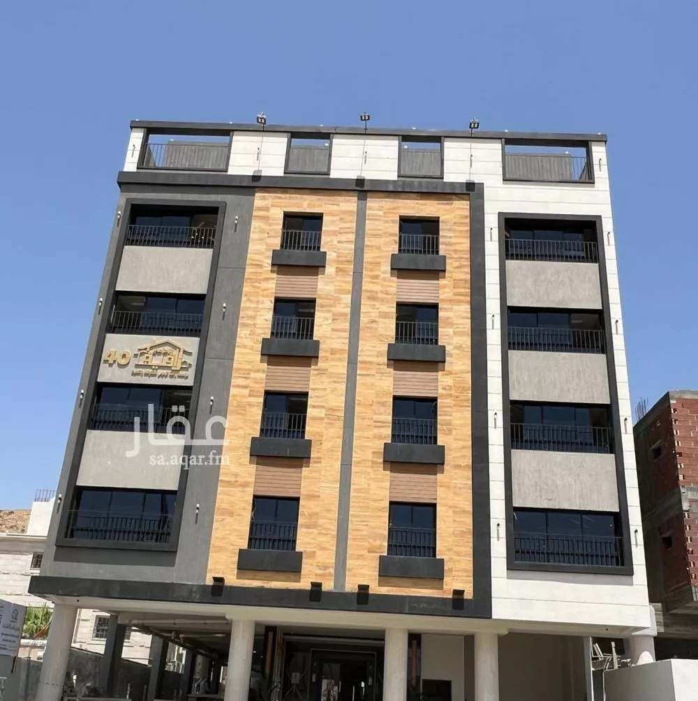 شقة 5 غرف في الشوقية 1