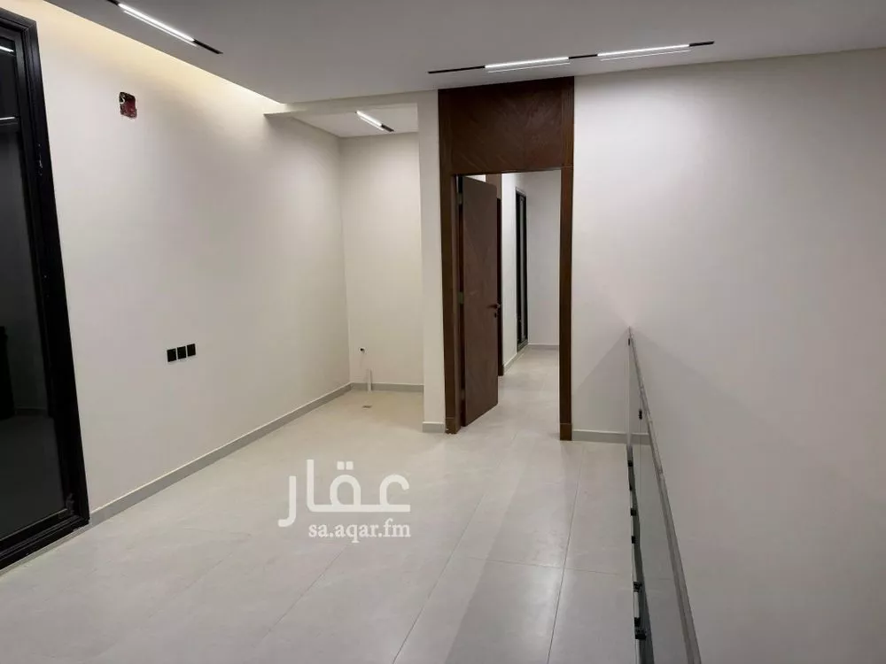 4 bedroom villa in Dhahrat Namar, Riyadh 15