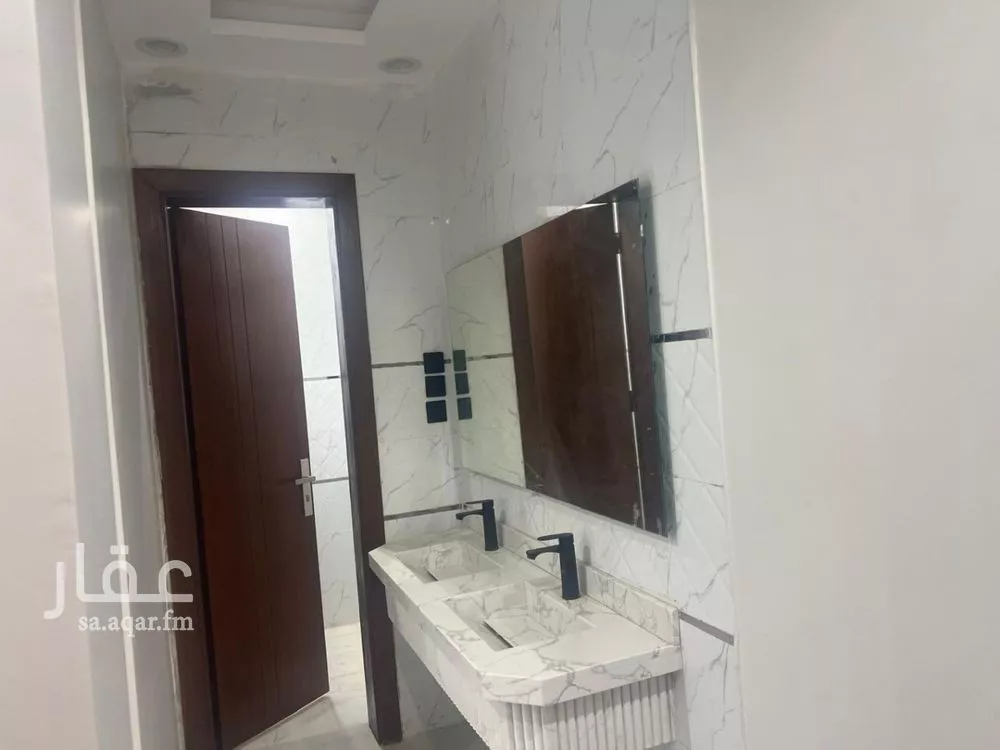 4 bedroom apartment in Bahrah, Jeddah 5