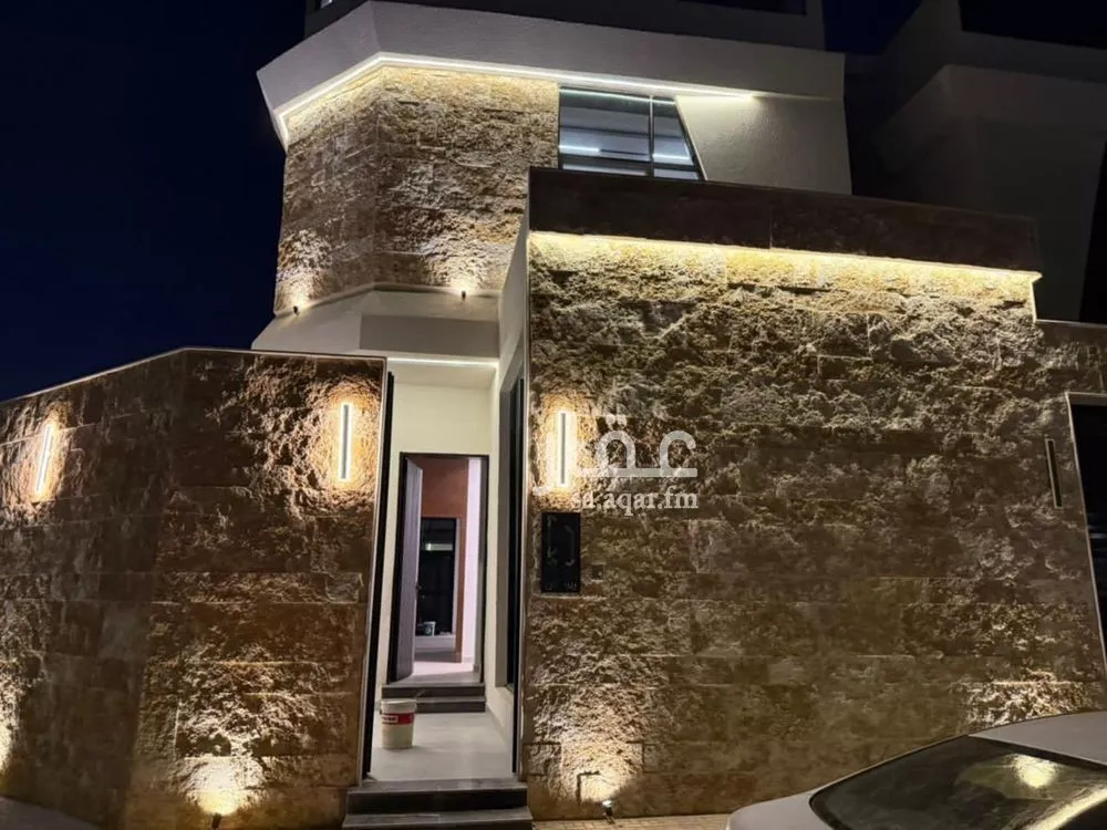 4 bedroom villa in Dhahrat Namar, Riyadh 6