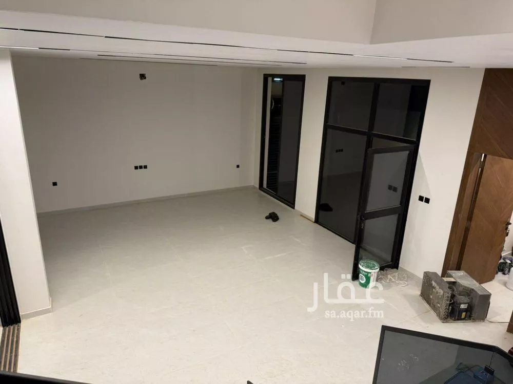 4 bedroom villa in Dhahrat Namar, Riyadh 5