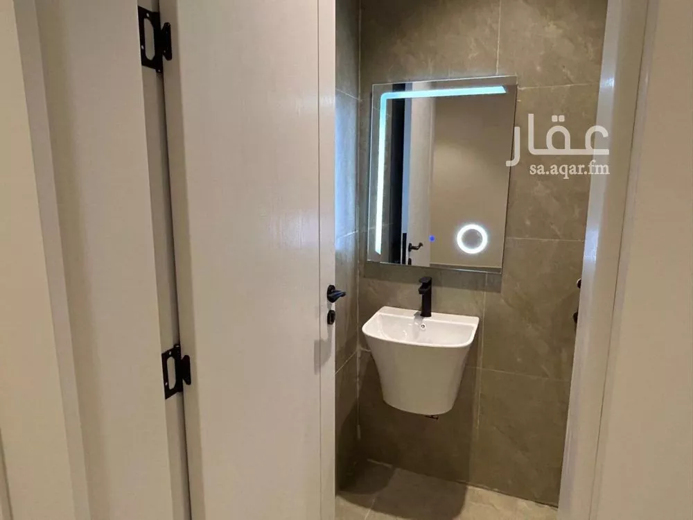 فيلا 6 غرف في اللؤلؤ 3