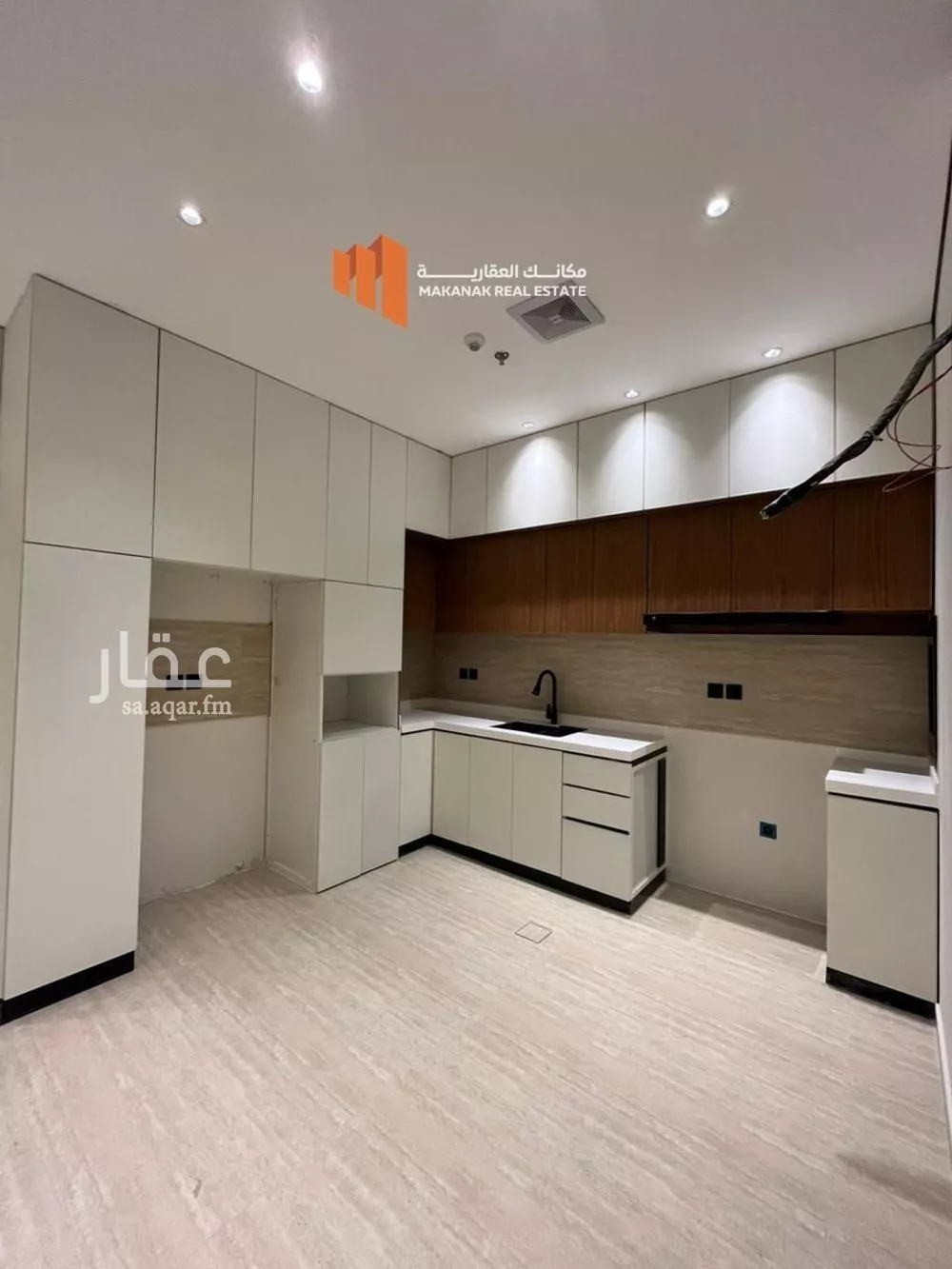 شقة 3 غرف في الحمرا 4