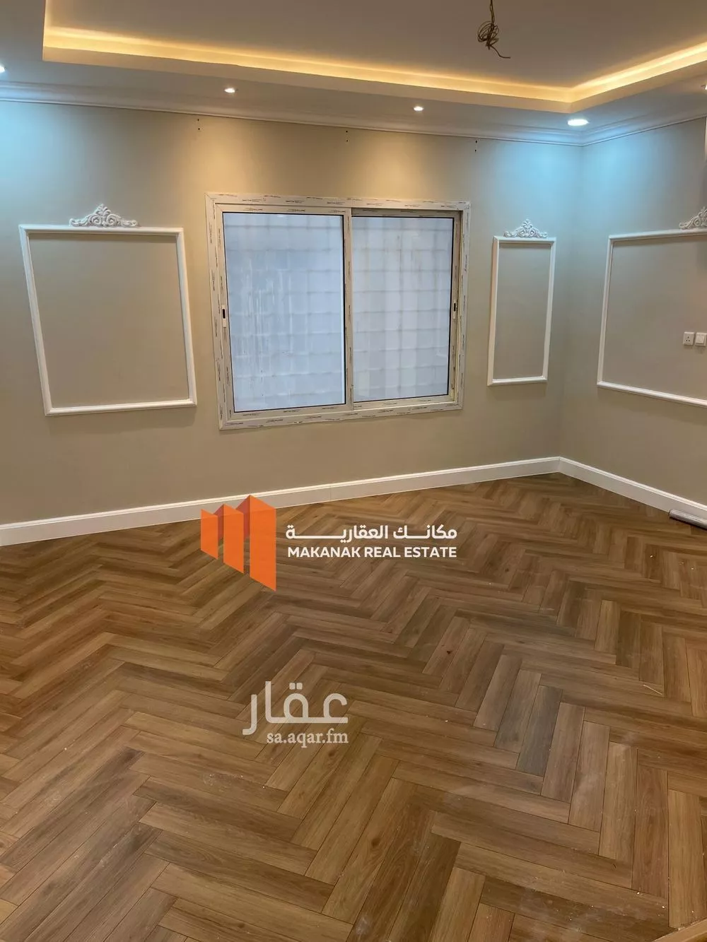 فيلا 4 غرف في ضاحية الملك فهد 4