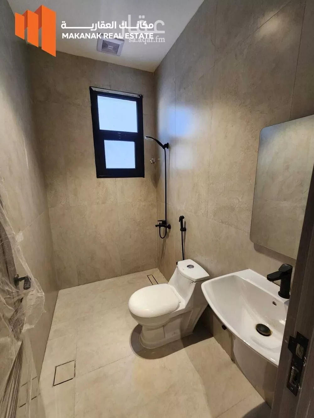 4 bedroom villa in Ar Rakah Al Janubiyah, Eastern Province 12