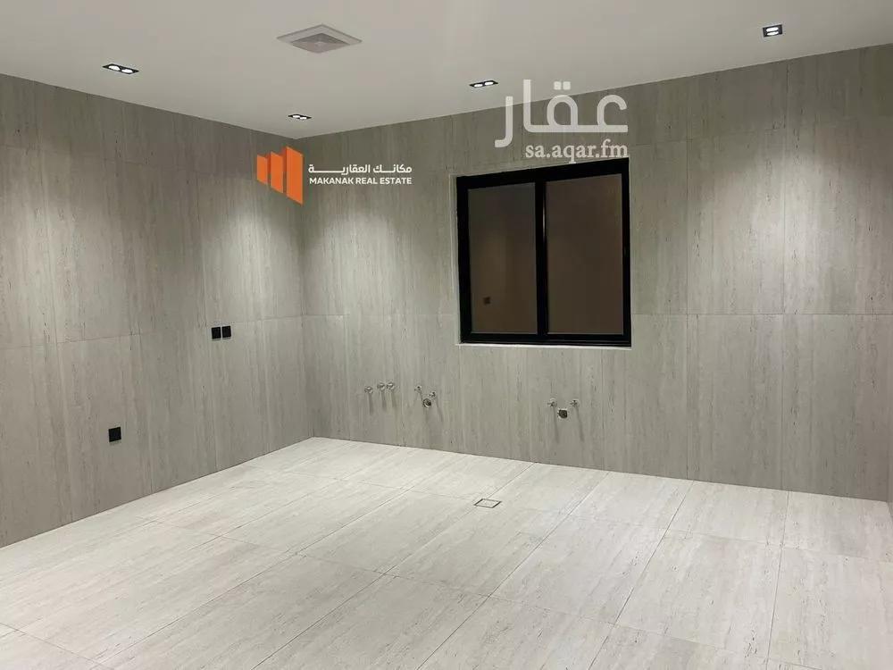 5 bedroom villa in Ash Shulah 3