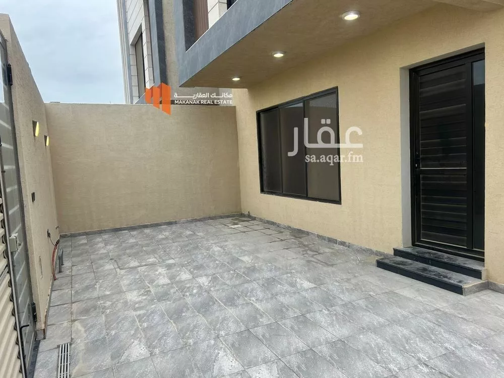 5 bedroom villa in Ash Shulah, Eastern Province 11