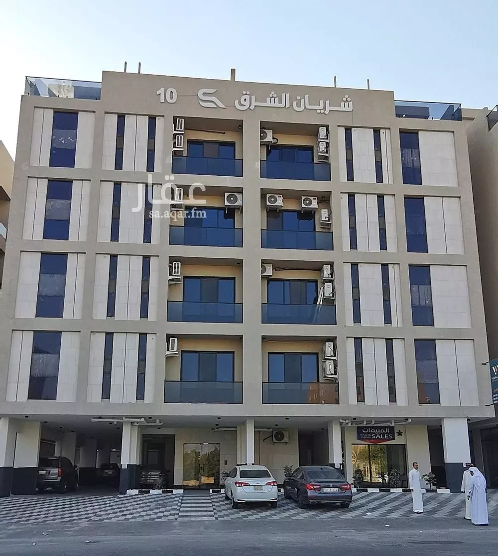 شقة 3 غرف في الحمرا