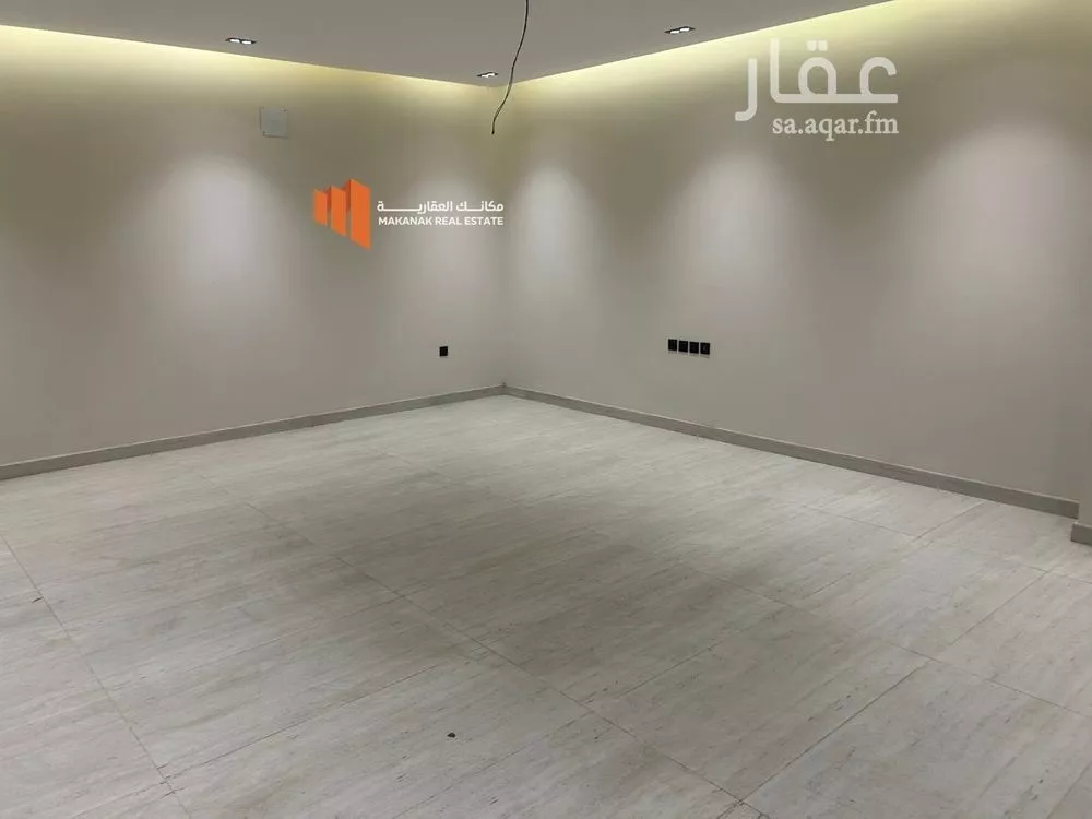 5 bedroom villa in Ash Shulah, Eastern Province 13