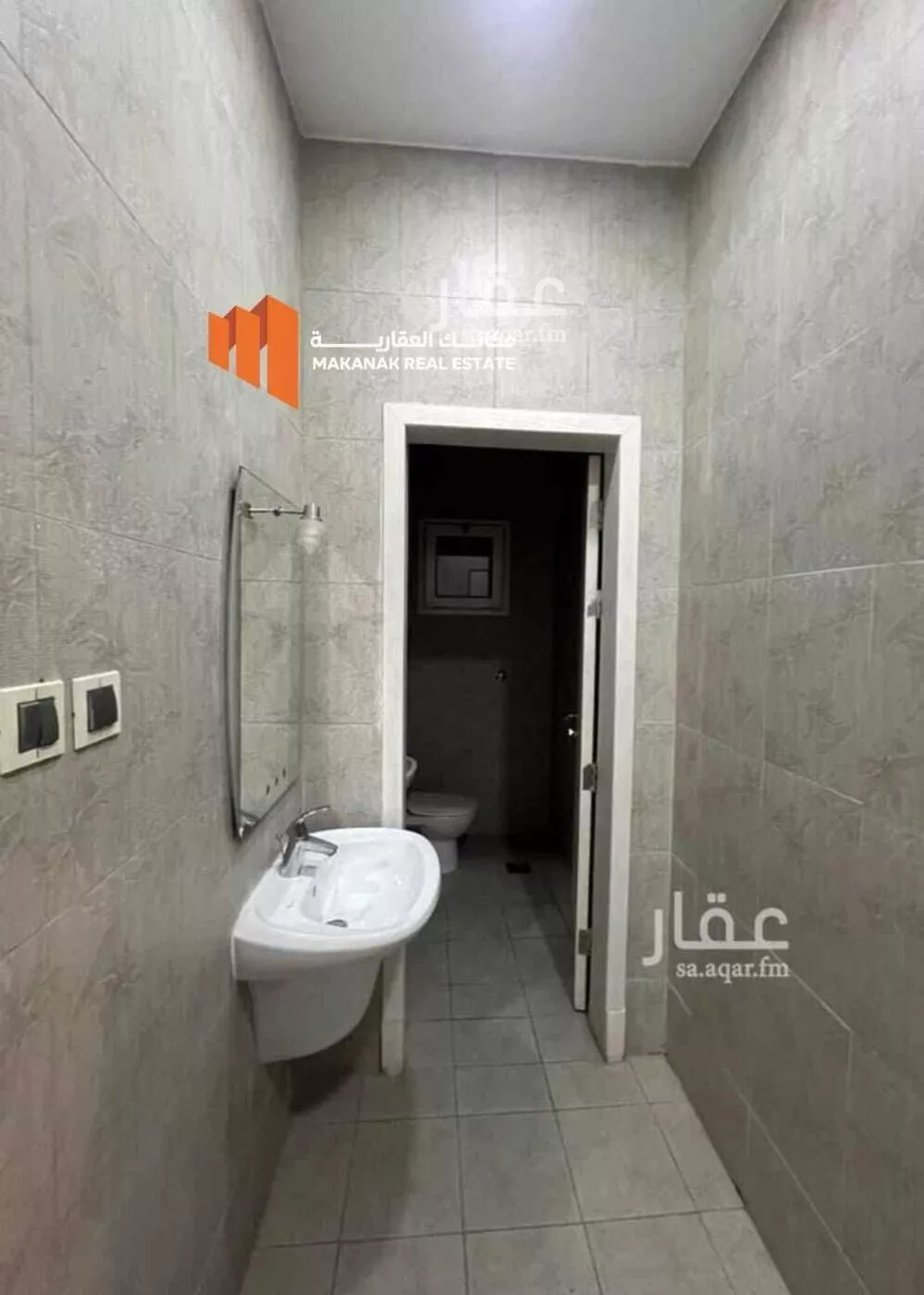 3 bedroom apartment in Al Bandariyah 4