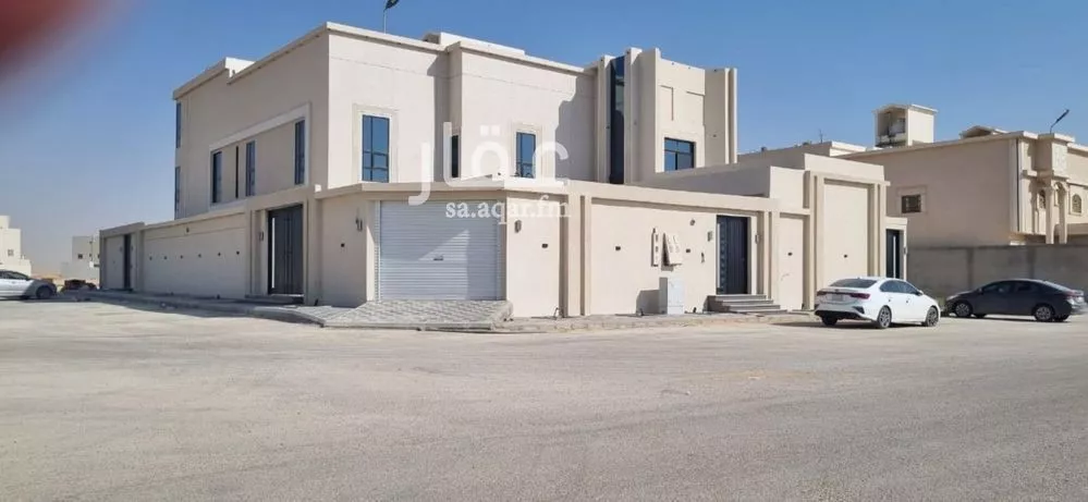 فيلا 9 غرف في ضاحية نمار